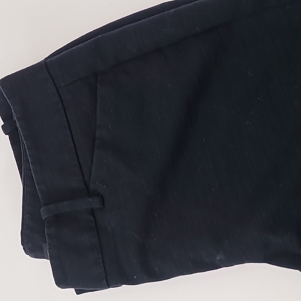 ANN TAYLOR FACTORY Women's Black Cotton/Spandex Straight Leg Pants- Size 6